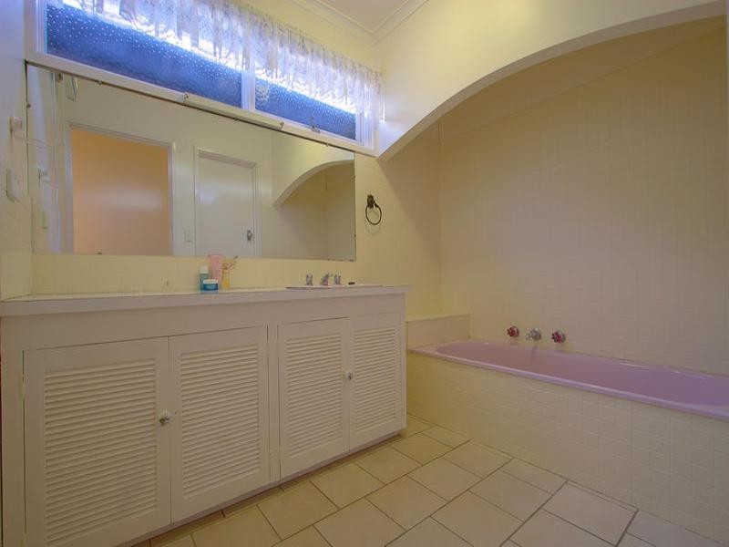 23 Belmont Road, Glen Waverley VIC 3150