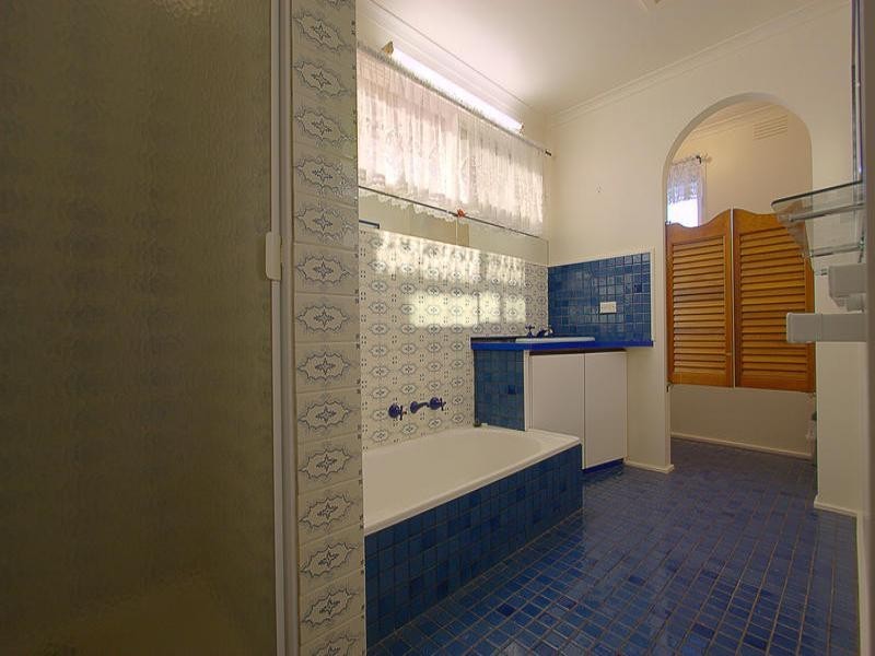 23 Belmont Road, Glen Waverley VIC 3150