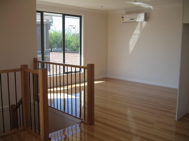 1/30 Atkinson Street, Chadstone VIC 3148