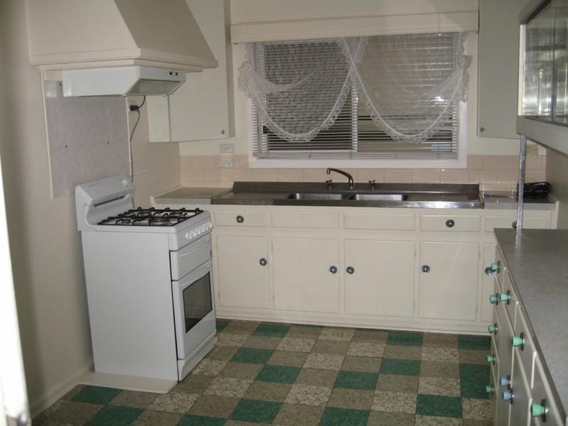 30 Murdo Road, Clayton VIC 3168