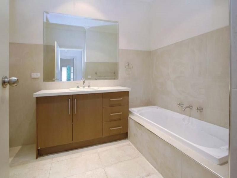 12 Legon Road, Oakleigh South VIC 3167