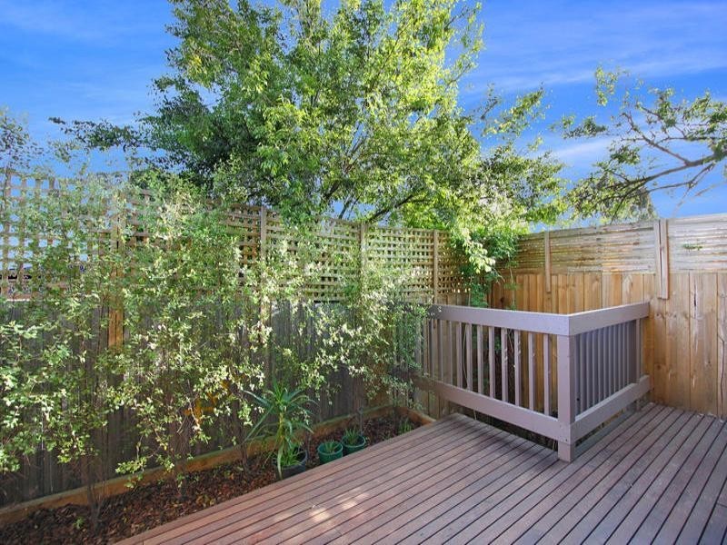 18/2-4 Newton Street, Chadstone VIC 3148