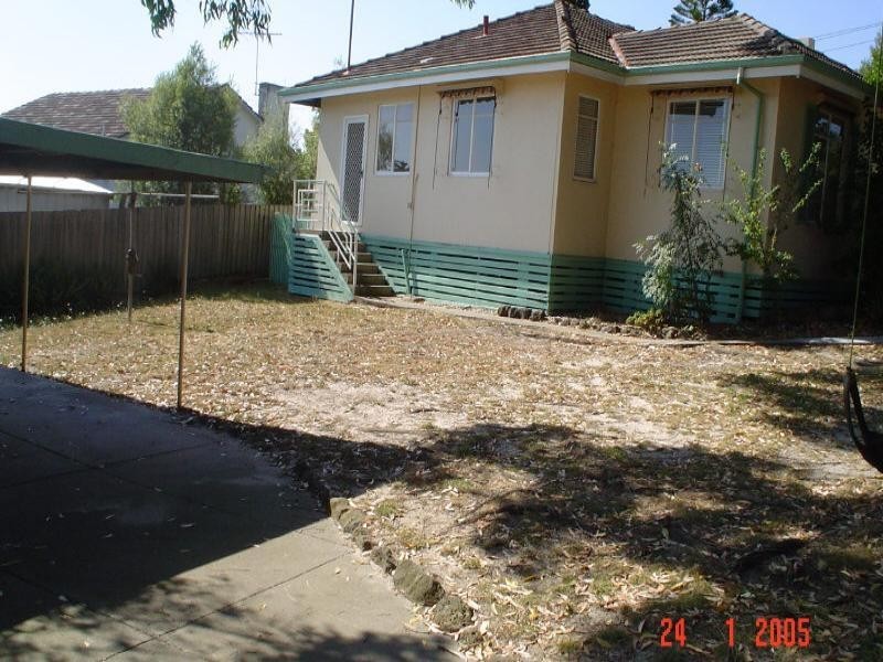 8 Burton Street, Chadstone VIC 3148