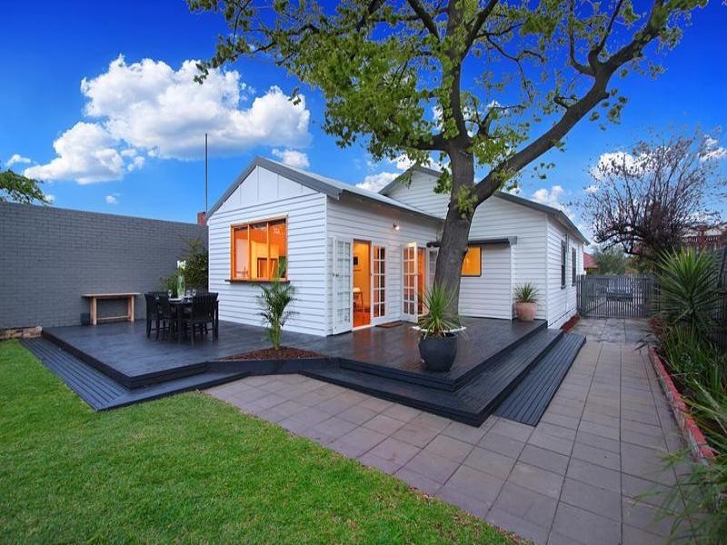 5 Swindon Road, Hughesdale VIC 3166