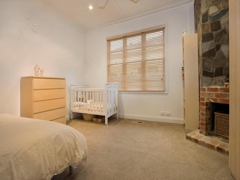 5 Swindon Road, Hughesdale VIC 3166