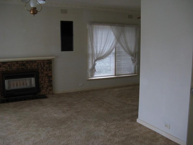 20 Dunscombe Avenue, Glen Waverley VIC 3150