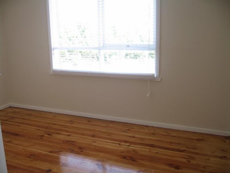 1/4 Cabena Crescent, Chadstone VIC 3148