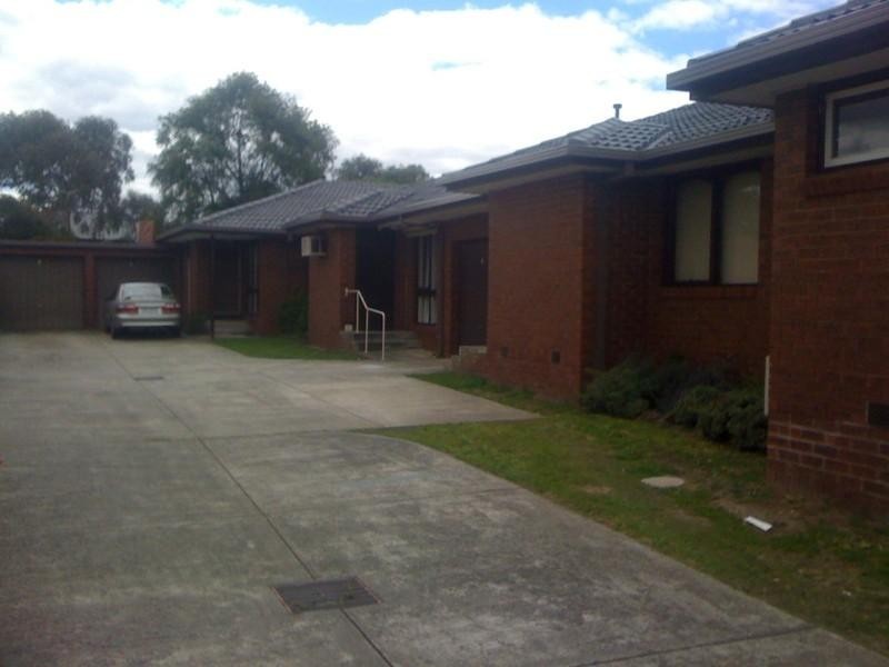 2/3 Crewe Road, Hughesdale VIC 3166