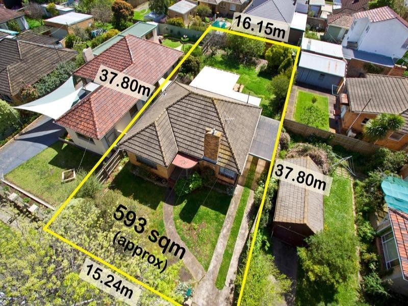 19 Shanahan Crescent, Mckinnon VIC 3204