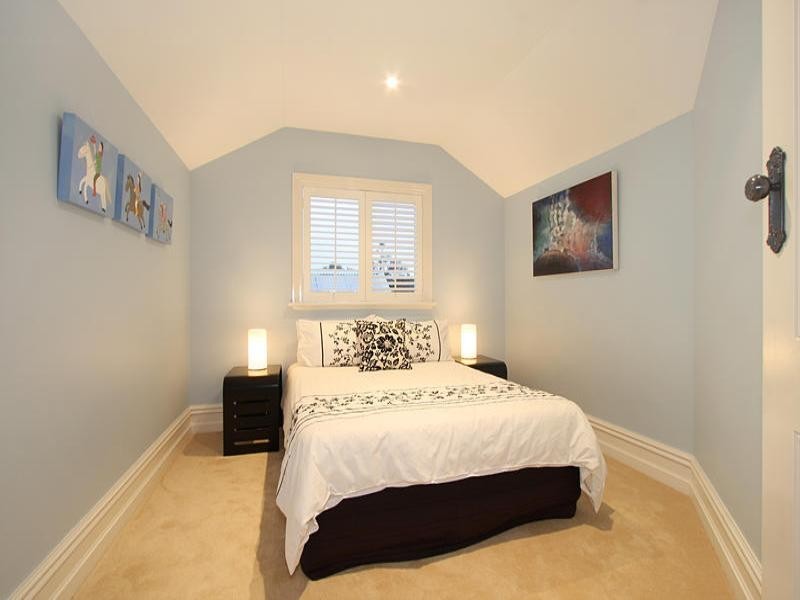 39 Carlisle Crescent, Hughesdale VIC 3166