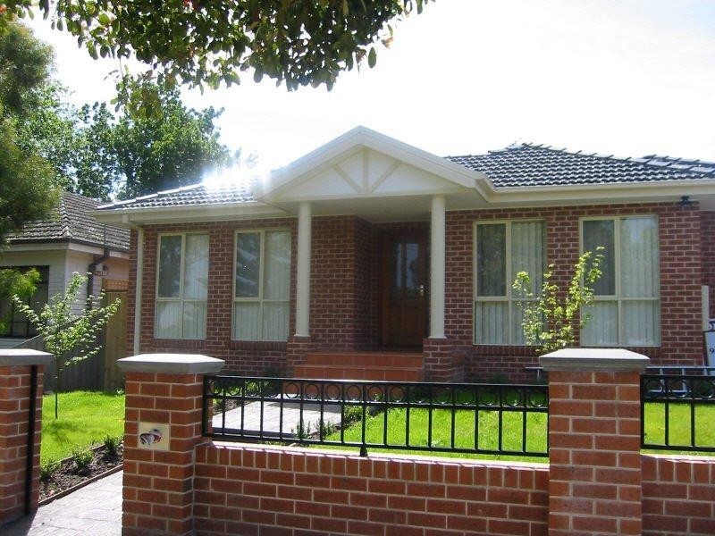 1/4 Calista Avenue, Oakleigh East VIC 3166