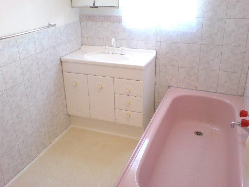 11 Rugby Road, Hughesdale VIC 3166