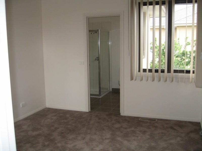 2/71 Moriah Street, Clayton VIC 3168