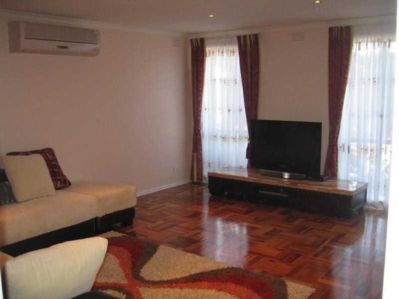 9/30 Maroo Street, Hughesdale VIC 3166