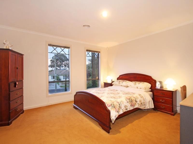 9 Peter Street, Oakleigh South VIC 3167