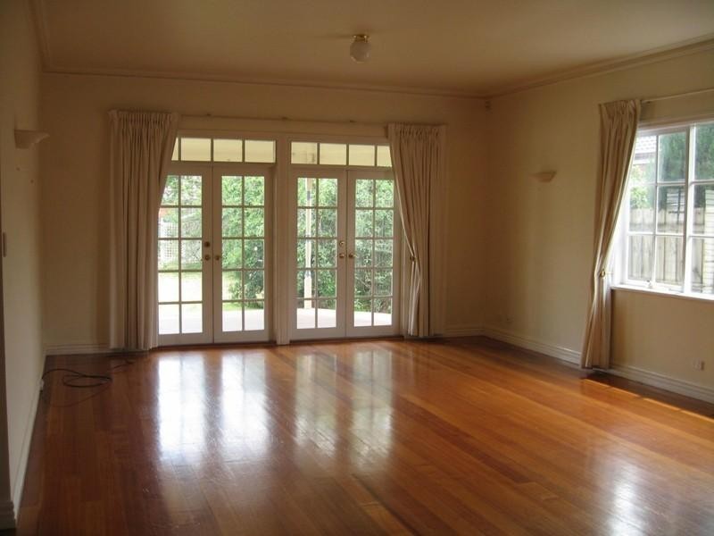 269 Grange Road, Ormond VIC 3204