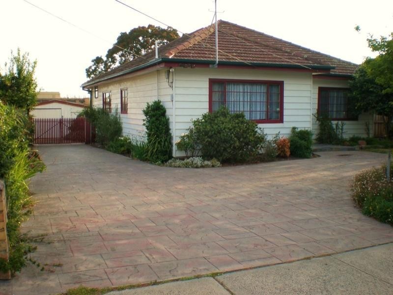 30 Hourigan Avenue, Clayton VIC 3168