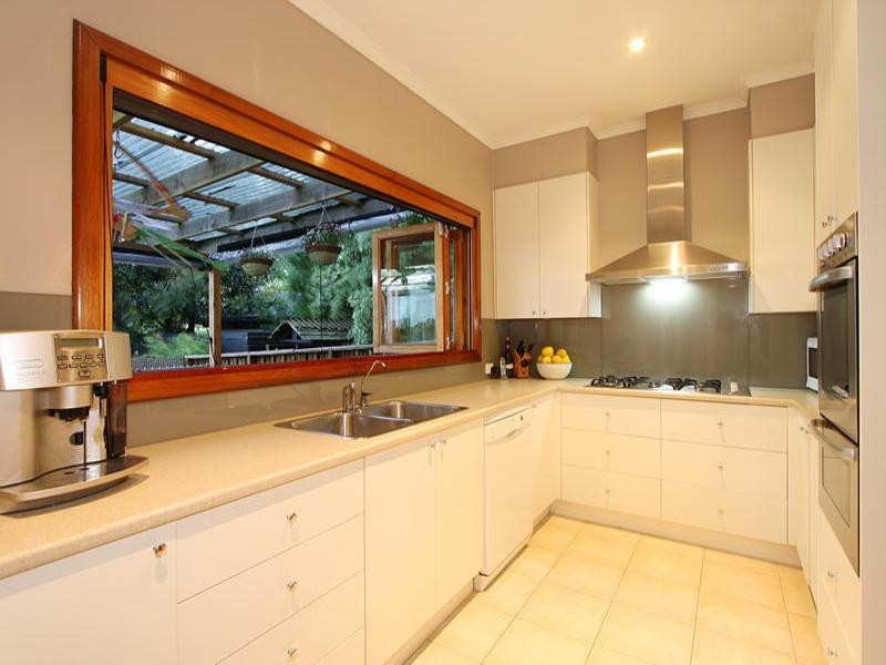 5 Bowmans Parade, Oakleigh East VIC 3166