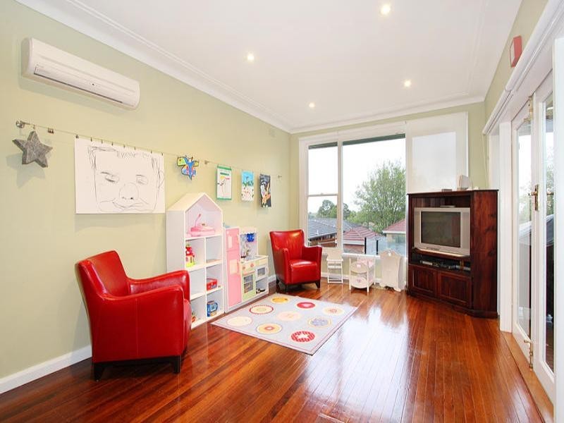 5 Bowmans Parade, Oakleigh East VIC 3166