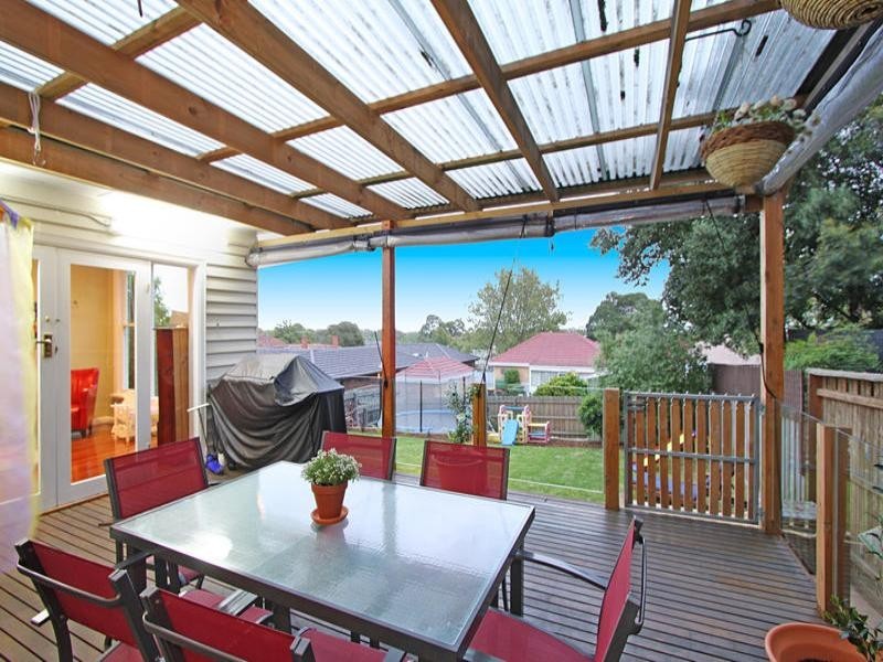 5 Bowmans Parade, Oakleigh East VIC 3166