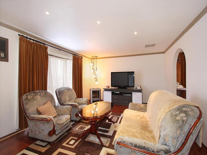 17 Mirboo Street, Dandenong North VIC 3175