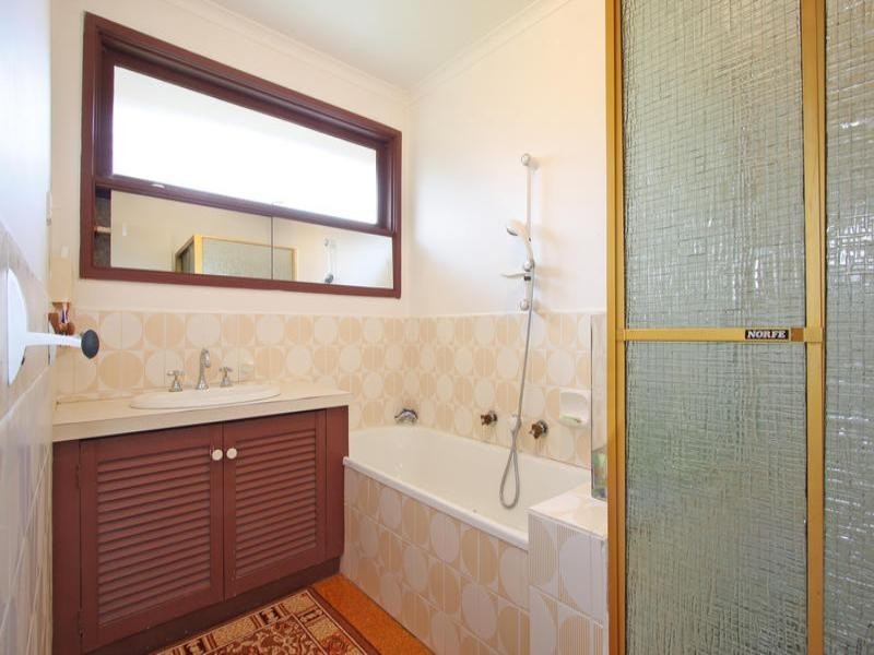 17 Mirboo Street, Dandenong North VIC 3175