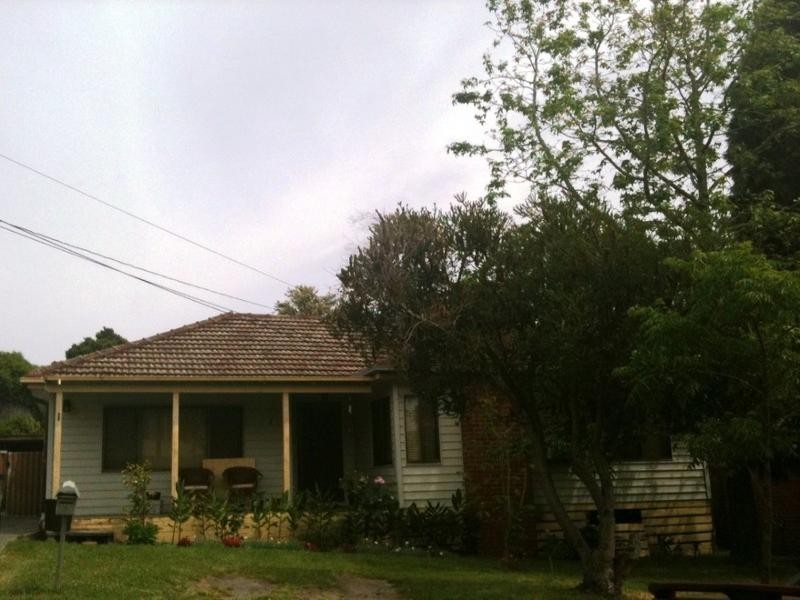 1 Highfield Road, Chadstone VIC 3148