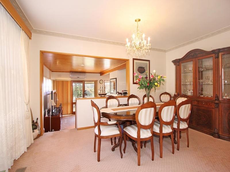 18 Selby Street, Mount Waverley VIC 3149