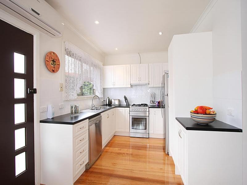 1/35 Myriong Street, Clayton VIC 3168