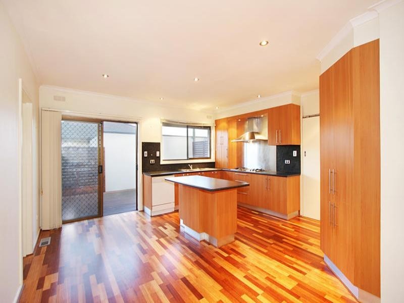 1/1 Hadkinson Street, Clayton South VIC 3169