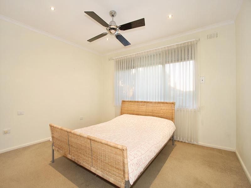 1/1 Hadkinson Street, Clayton South VIC 3169