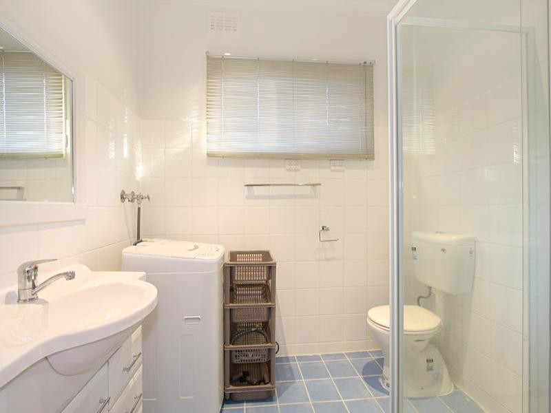 1/1 Hadkinson Street, Clayton South VIC 3169