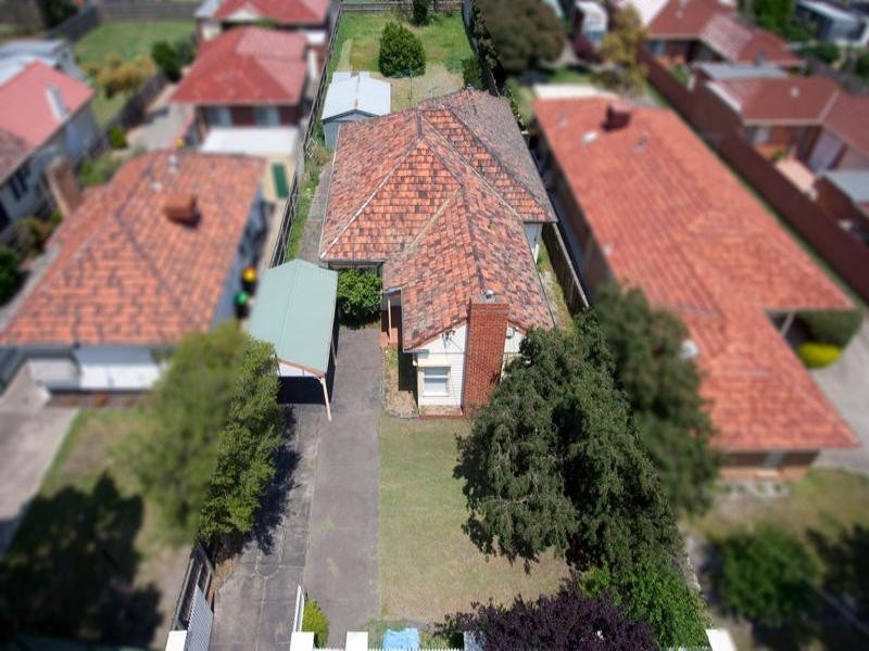 38 Manoon Road, Clayton South VIC 3169