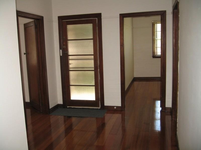 7 Ormond Road, Clayton VIC 3168