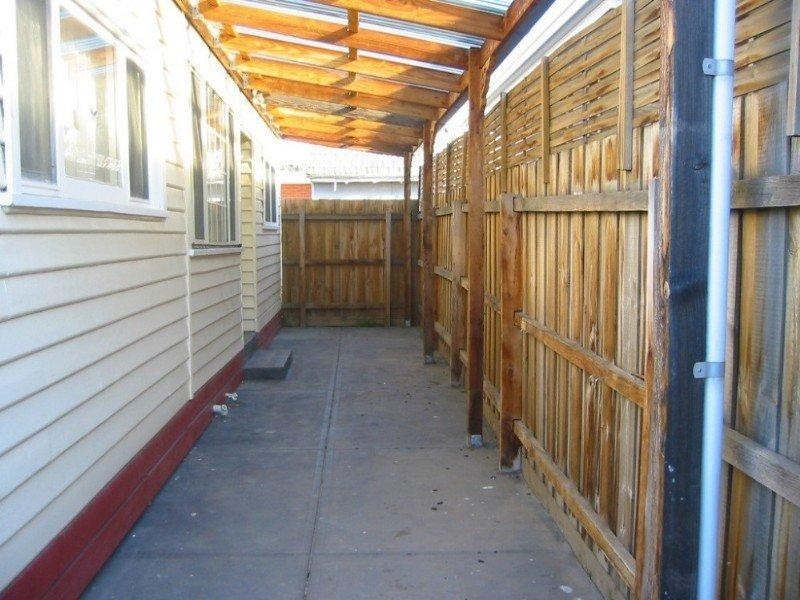 1/9 Hotham Street, Hughesdale VIC 3166