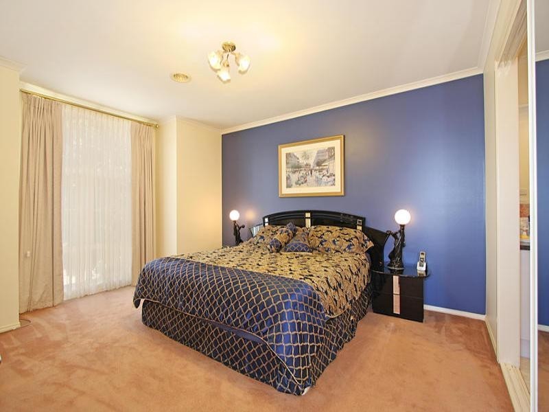 6 Baynton Street, Oakleigh East VIC 3166