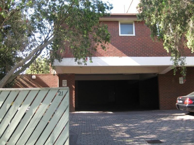 1/21 Holloway Street, Ormond VIC 3204