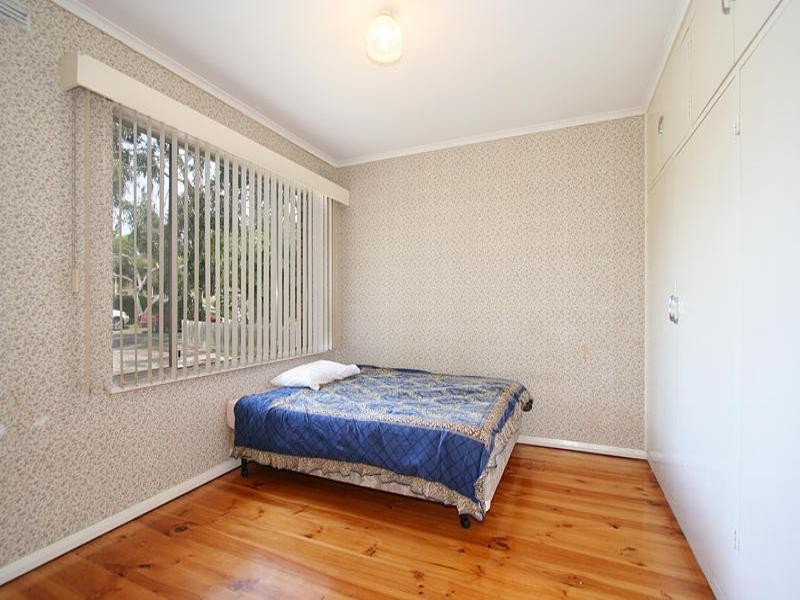 21 Sampson Drive, Mount Waverley VIC 3149