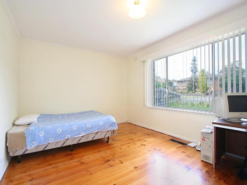 21 Sampson Drive, Mount Waverley VIC 3149