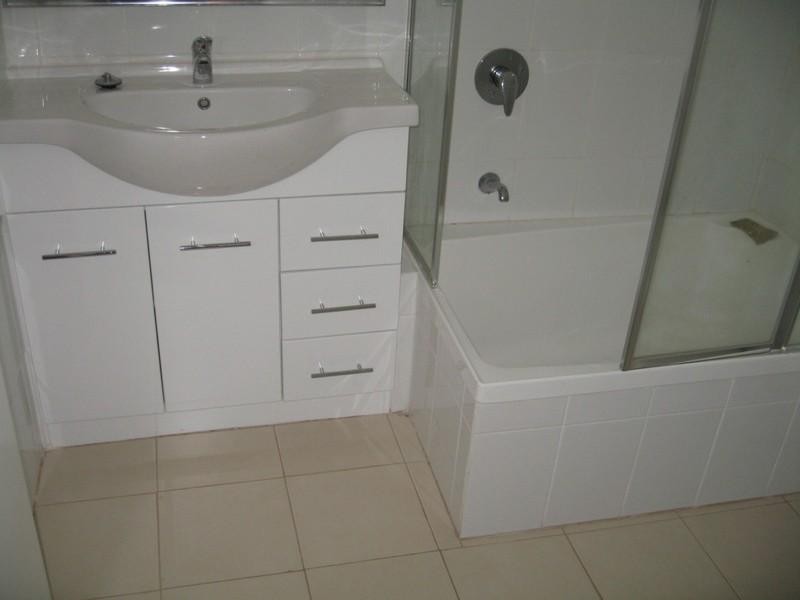 13 Davey Avenue, Oakleigh VIC 3166