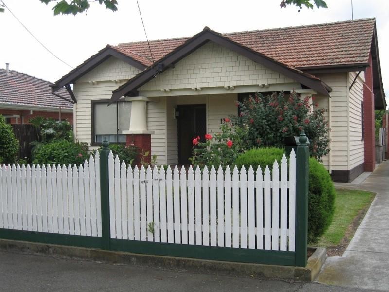 13 Davey Avenue, Oakleigh VIC 3166