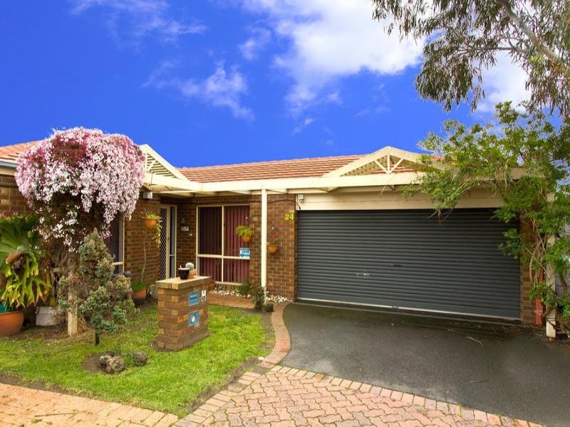24 Brindalee Mews, Chadstone VIC 3148