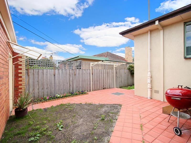1/29 Atkinson Street, Chadstone VIC 3148