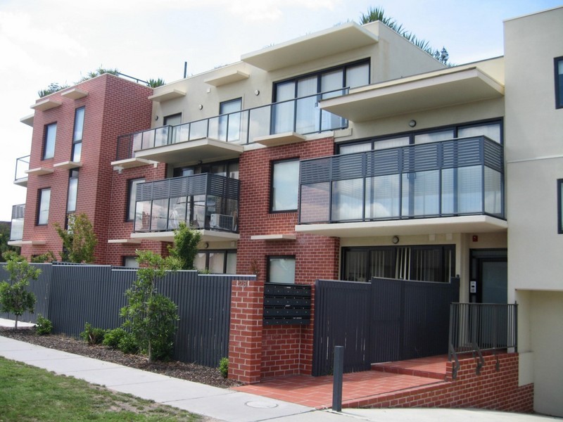 18/28 Burton Street, Clayton VIC 3168