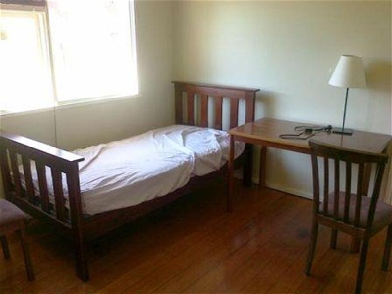 4 Greville Street, Oakleigh East VIC 3166