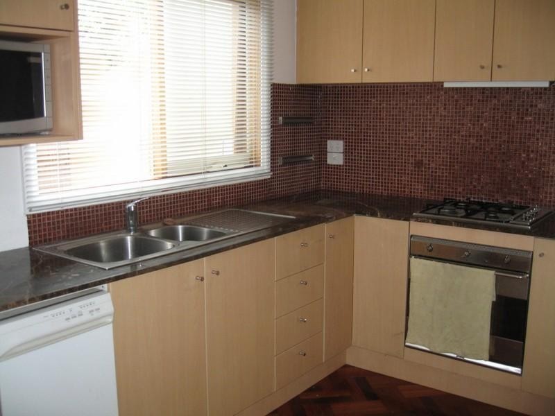 2/7 Bletchley Road, Hughesdale VIC 3166