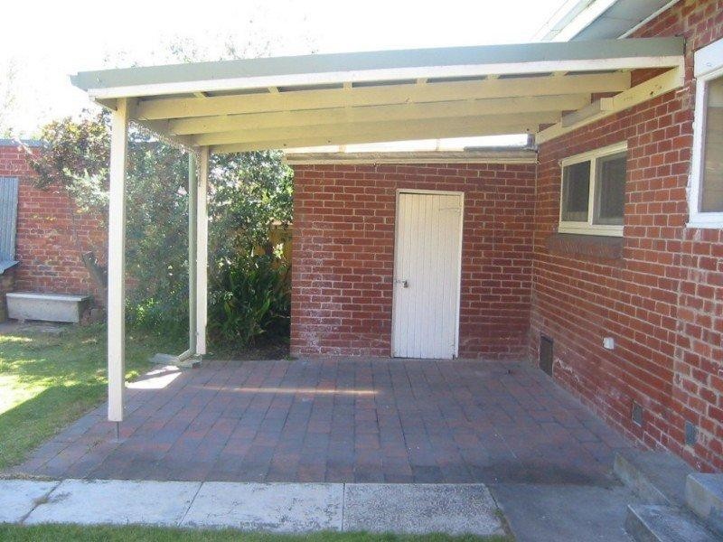 100 Kangaroo Road, Hughesdale VIC 3166