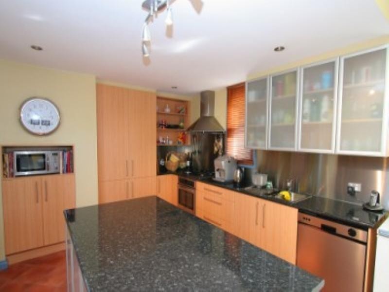 777 Warrigal Road, Oakleigh VIC 3166