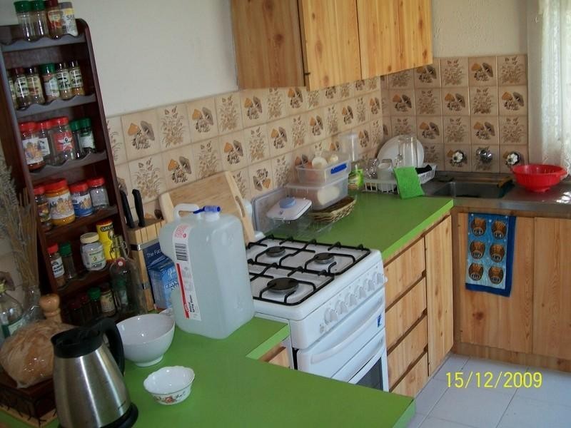 2/11B Crewe Road, Hughesdale VIC 3166