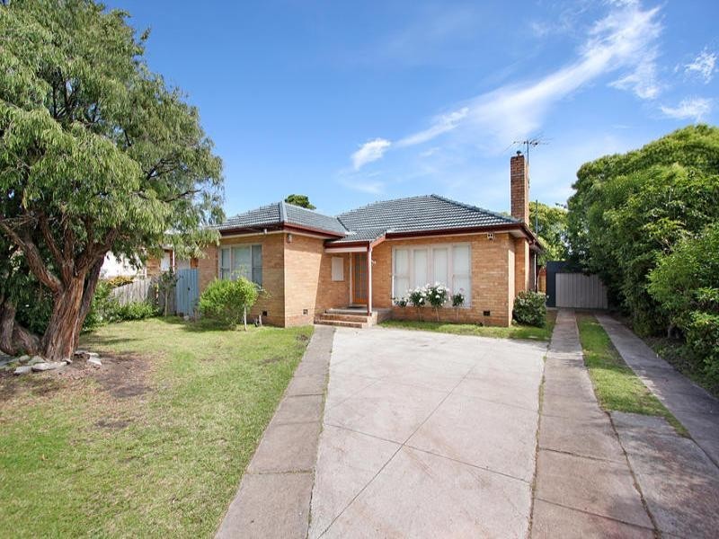 37 Dennis Street, Clayton VIC 3168